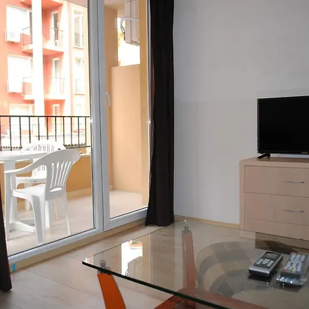 Mnp Central Apartment